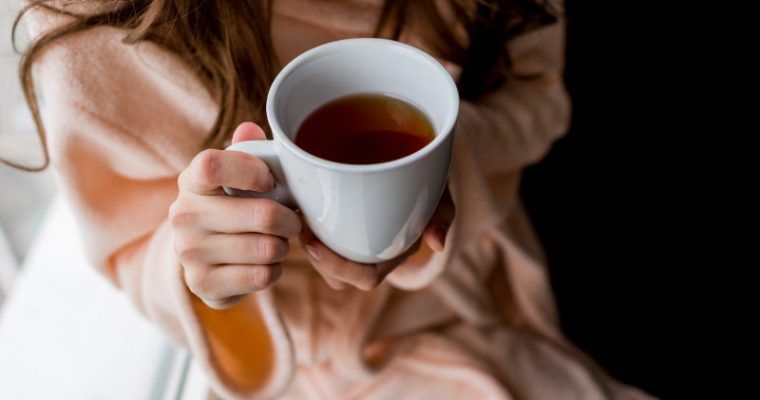 3 infusiones para aliviar la tos de forma rápida