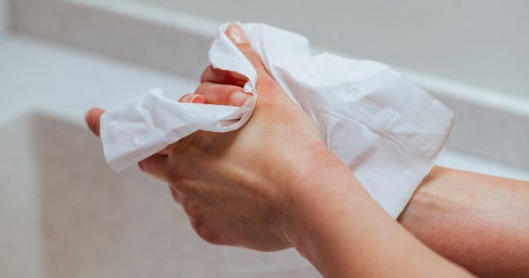 Cómo hacer toallitas desinfectantes caseras para bebé fácil