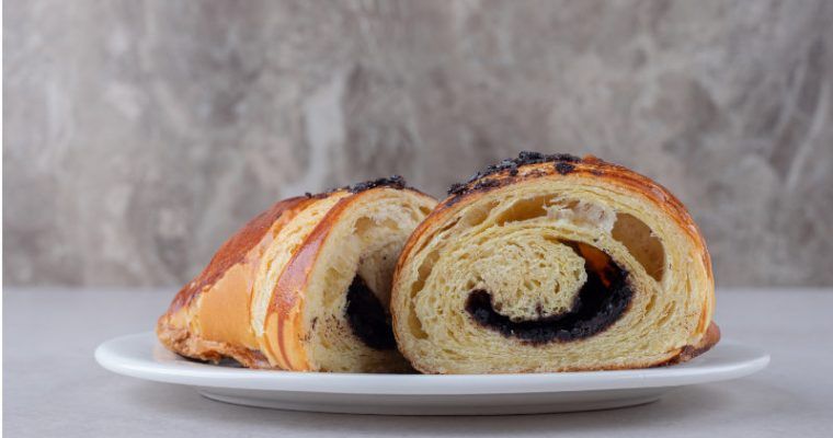 Mini croissants de chocolate en freidora de aire