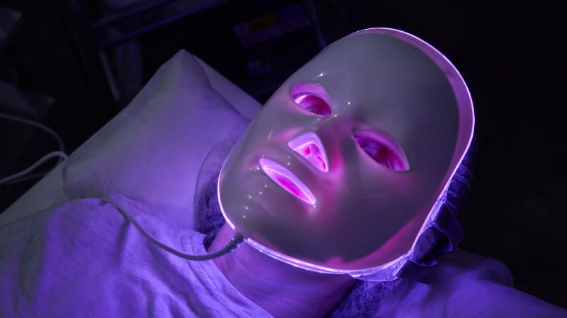 Máscaras LED faciales: ¿qué son, para qué sirven y cómo elegir una buena?